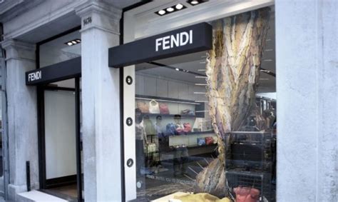 Fendi: 300 posti di lavoro nella nuova fabbrica di Fermo